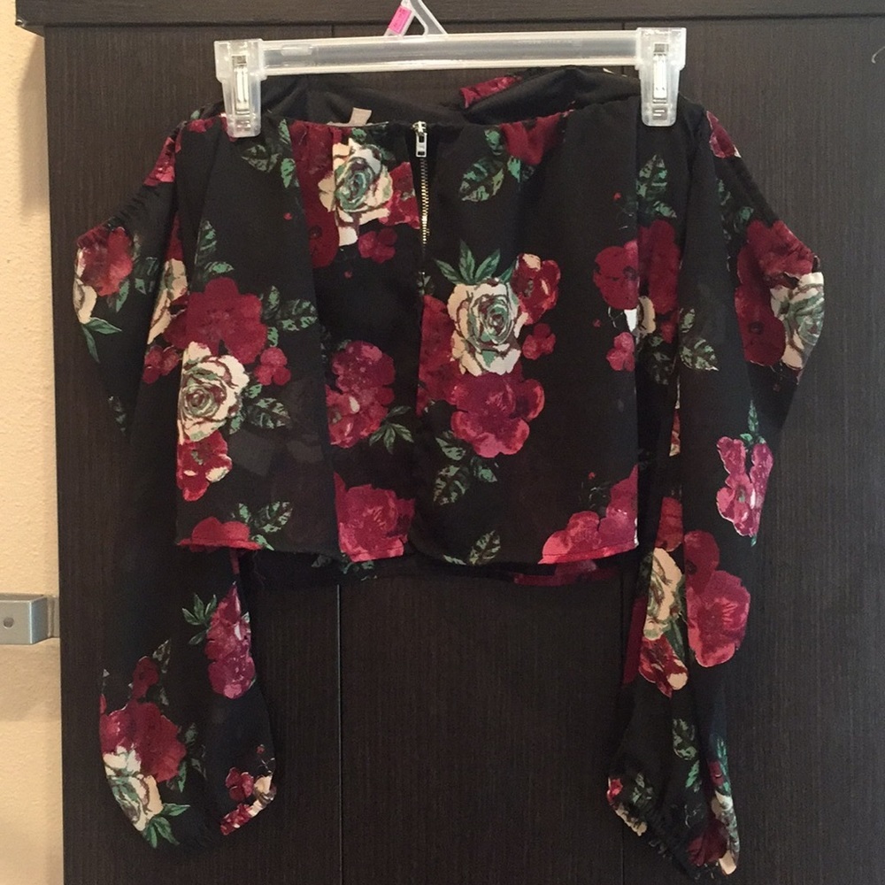 Charlotte Russe Black Floral Off-Shoulder Blouse - Picture 3 of 6